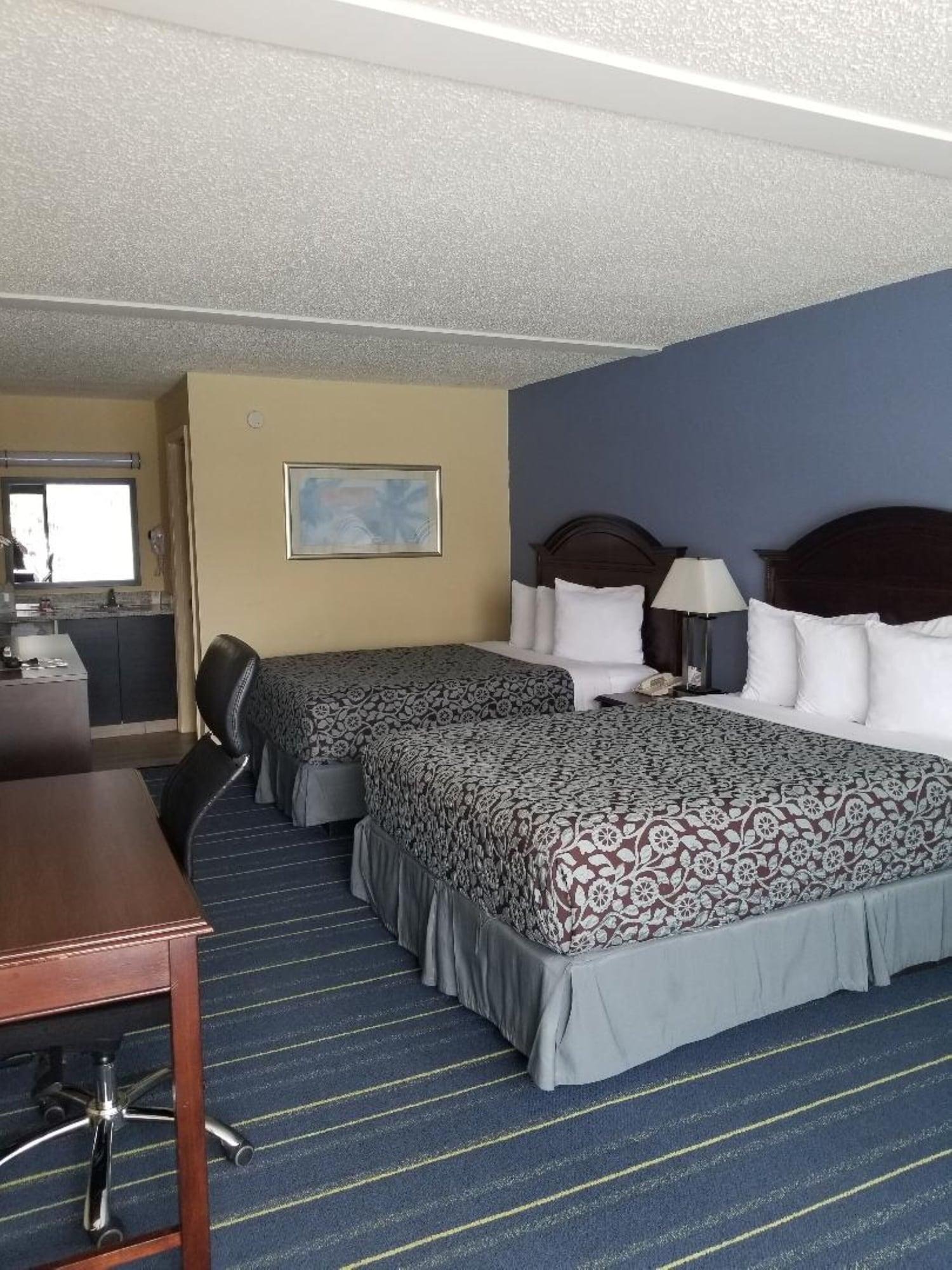 Days Inn By Wyndham Clearwater/Central Eksteriør bilde