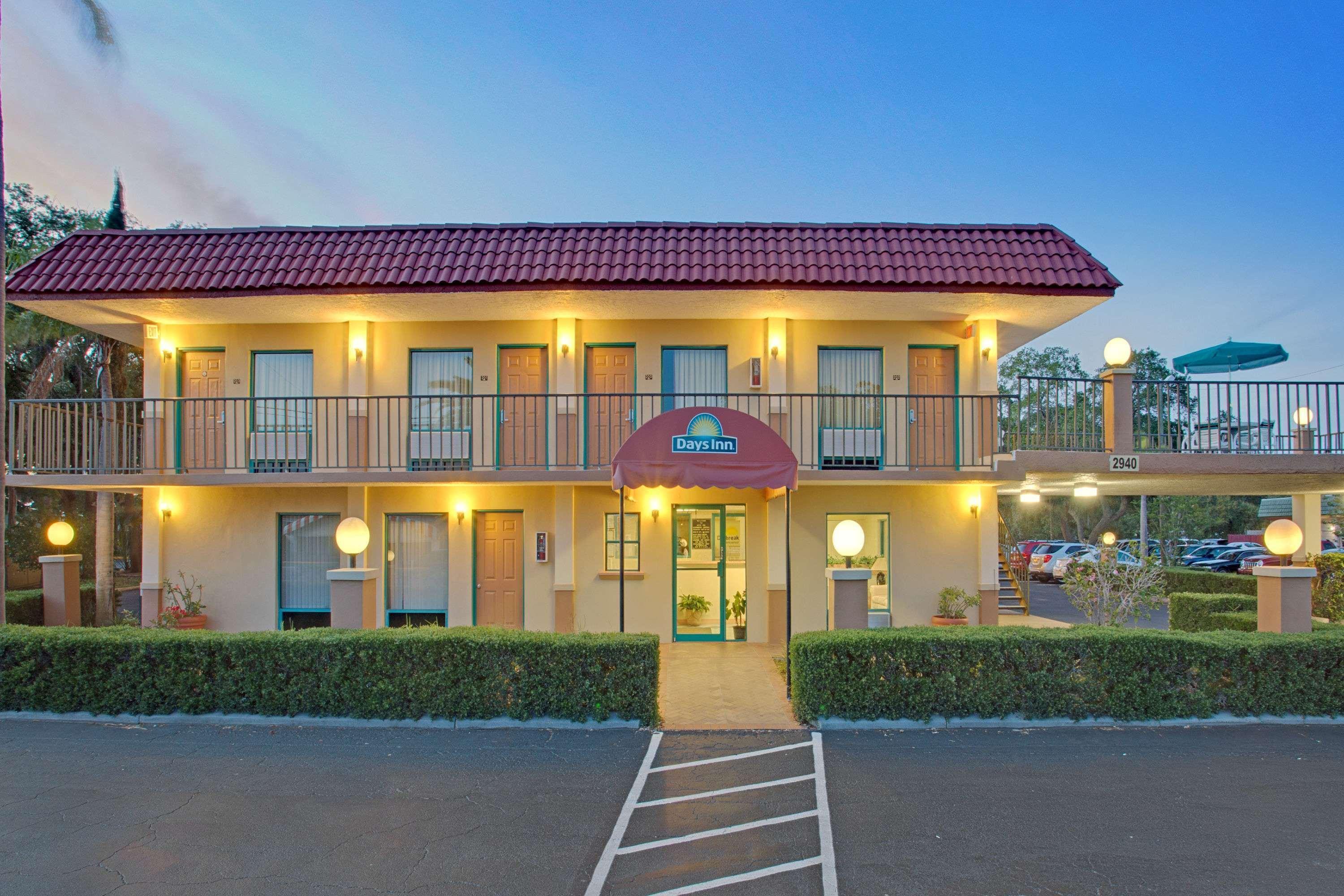 Days Inn By Wyndham Clearwater/Central Eksteriør bilde